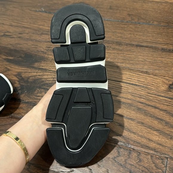 Authentic 2.0 RECYCLED KNIT SNEAKER WITH BICOLOR SOLE IN BLACK/WHITE - Picture 4 of 10